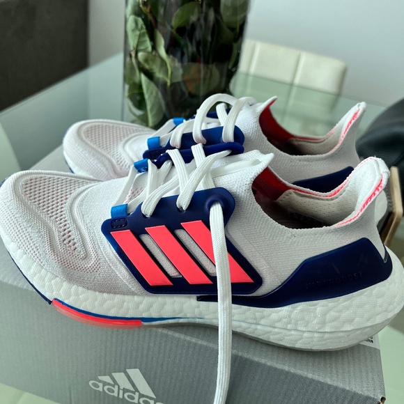adidas Shoes - Adidas Ultraboost 22 womens 6.5